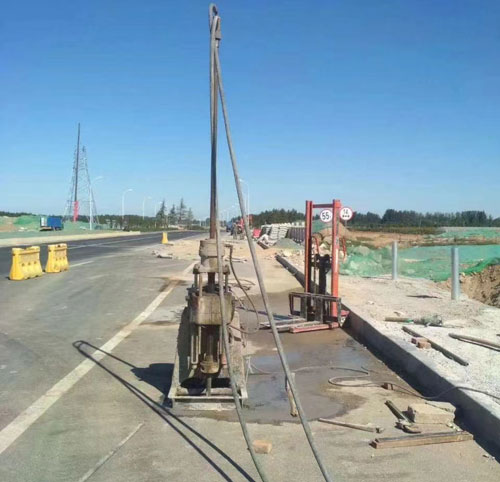 铜梁公路高聚物注浆加固